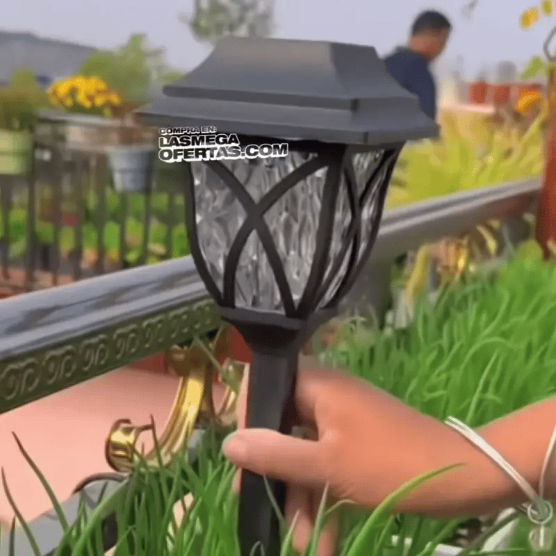 SolarGlow Lights x2 UNIDADES | Iluminación sin cables para tu jardín